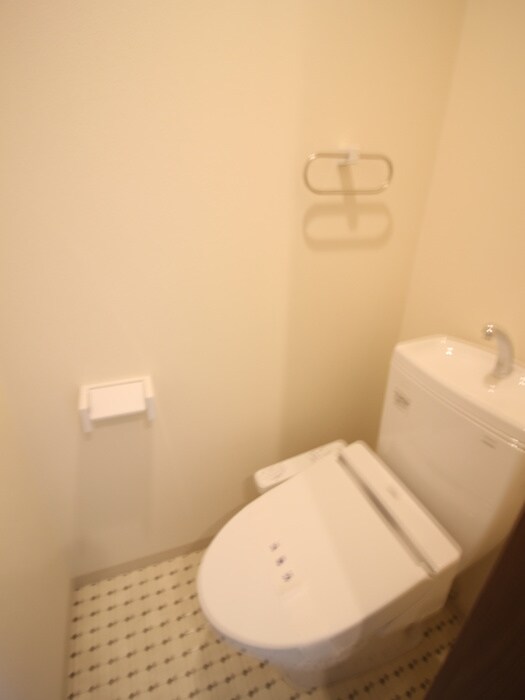 物件内観写真12　(トイレ)