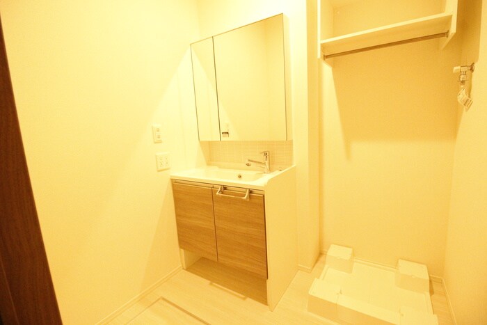 物件内観写真11　(洗面)