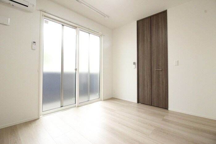 物件内観写真12　(居室)