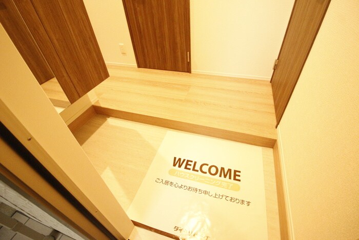物件内観写真22　(玄関)
