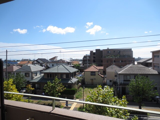 物件内観写真16　(室内からの展望)