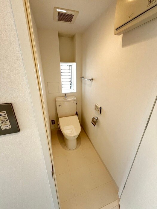 物件内観写真10　(トイレ)