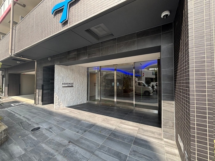 セレニテ兵庫エクラのエントランス部分