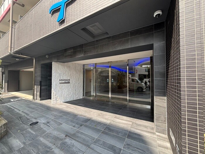 セレニテ兵庫エクラのエントランス部分