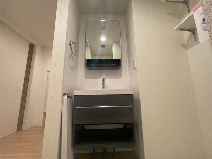 物件内観写真12　(洗面)