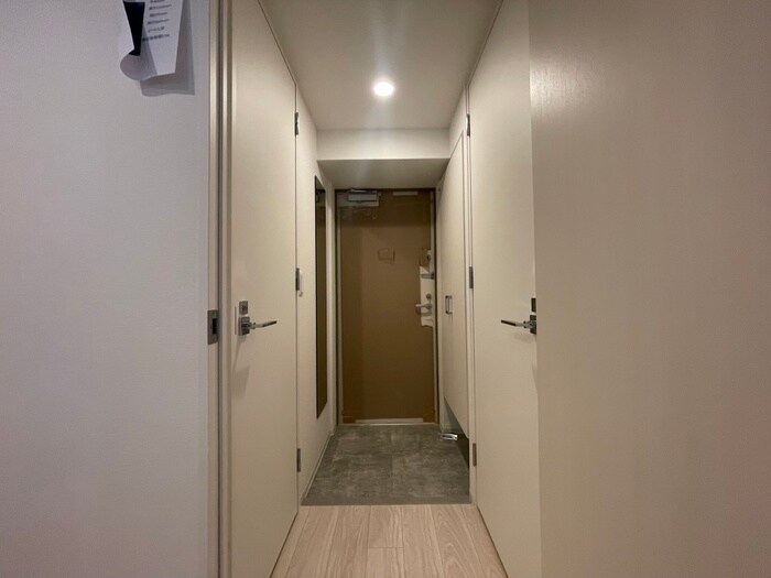 物件内観写真16　(廊下)