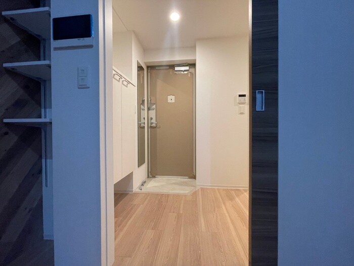 物件内観写真16　(廊下)