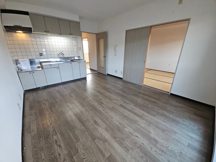 物件内観写真8　(居室)