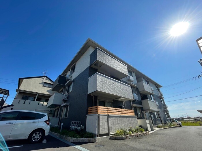 物件外観写真2　(外観写真)