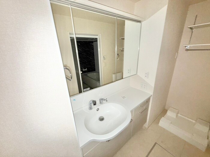 物件内観写真14　(洗面)