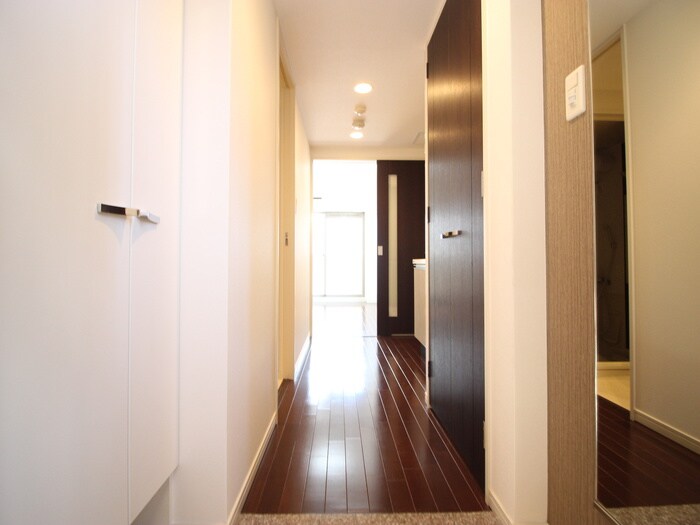 物件内観写真15　(廊下)
