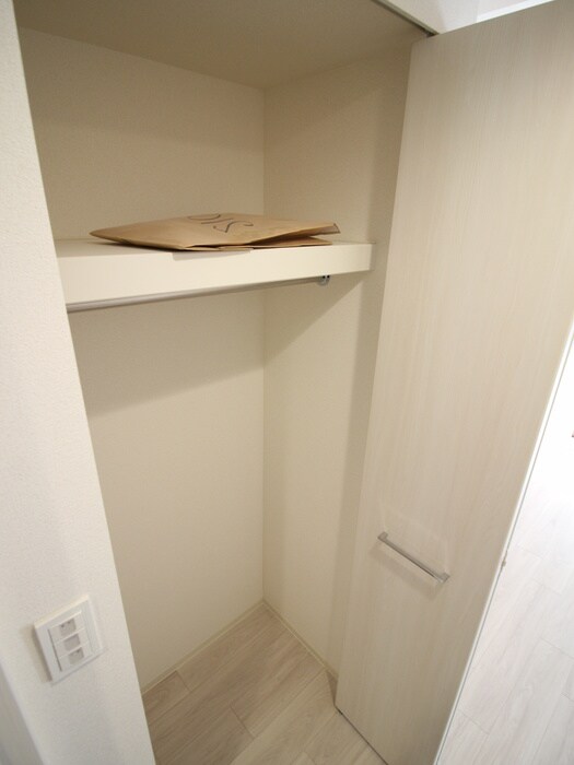 物件内観写真14　(収納)
