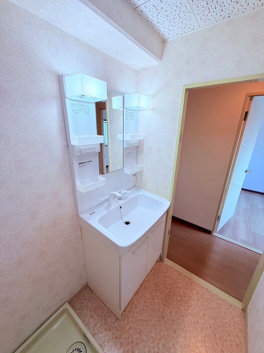 物件内観写真12　(洗面)