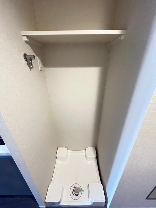物件内観写真13　(洗濯機置場)
