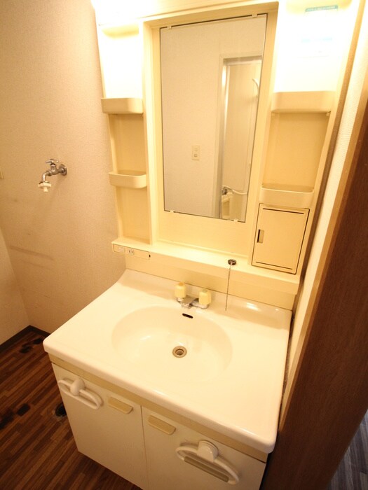 物件内観写真9　(洗面)