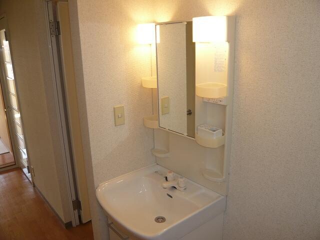 物件内観写真4　(洗面)