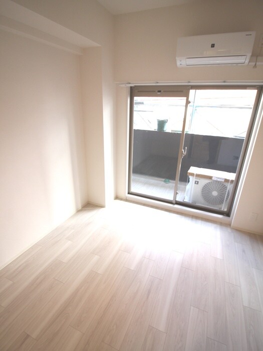 物件内観写真11　(居室)