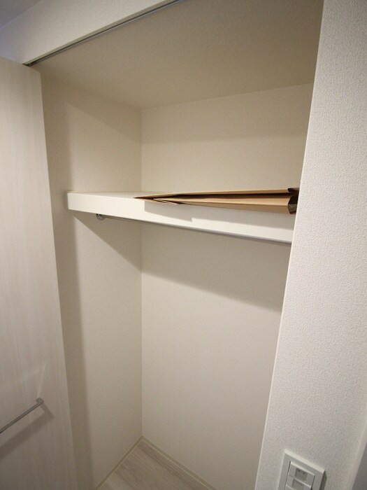 物件内観写真13　(収納)