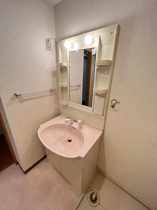 物件内観写真11　(洗面)