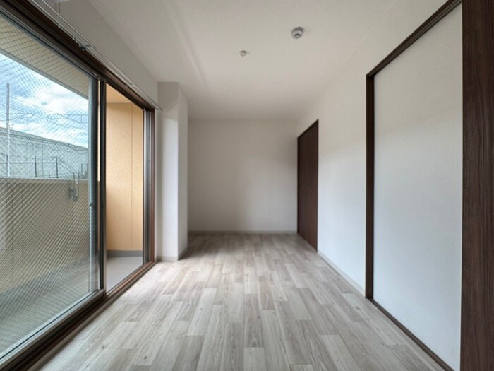 物件内観写真11　(居室)