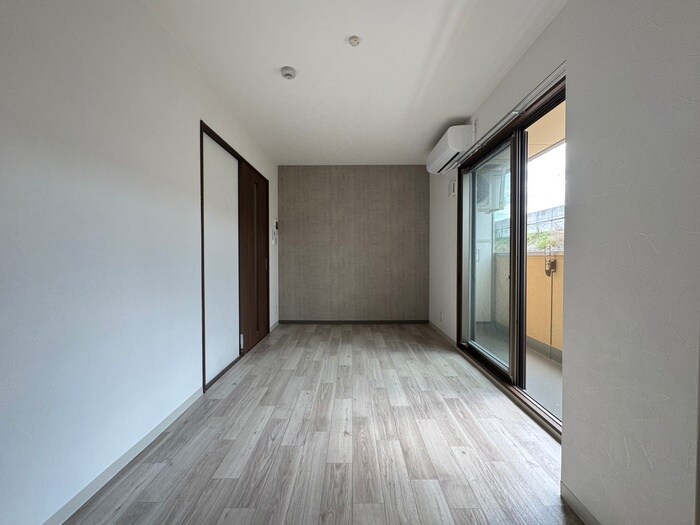 物件内観写真12　(居室)