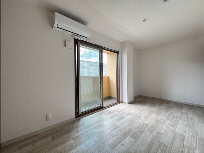 物件内観写真13　(居室)