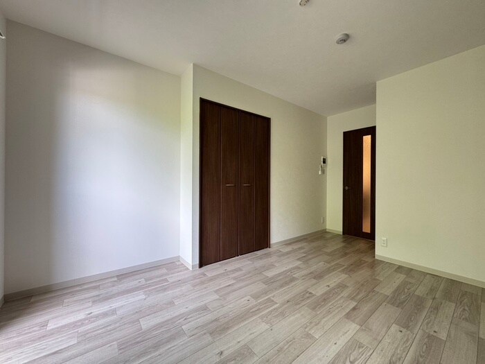 物件内観写真13　(居室)