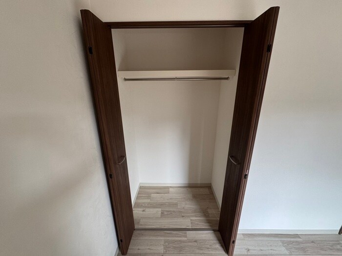 物件内観写真15　(収納)