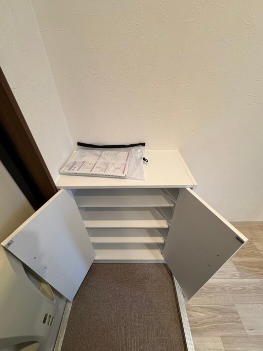 物件内観写真16　(靴箱)