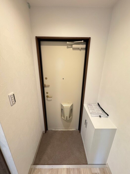 物件内観写真20　(玄関)