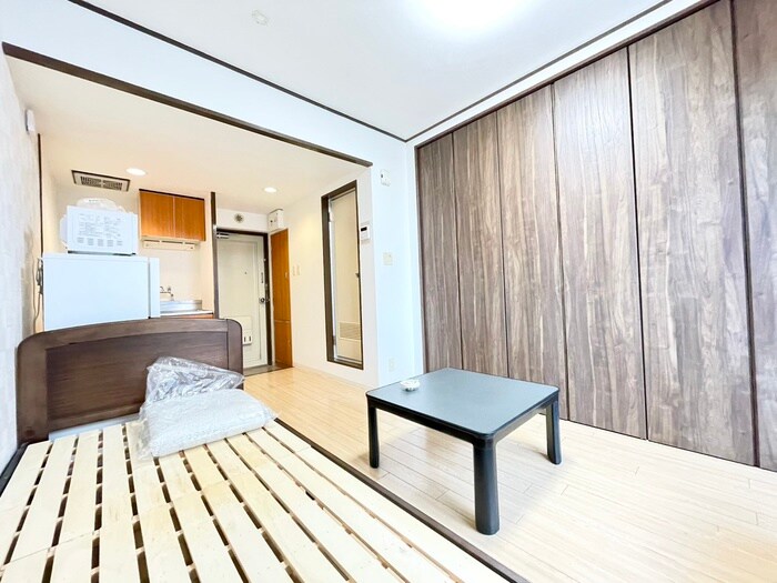 物件内観写真8　(居室)