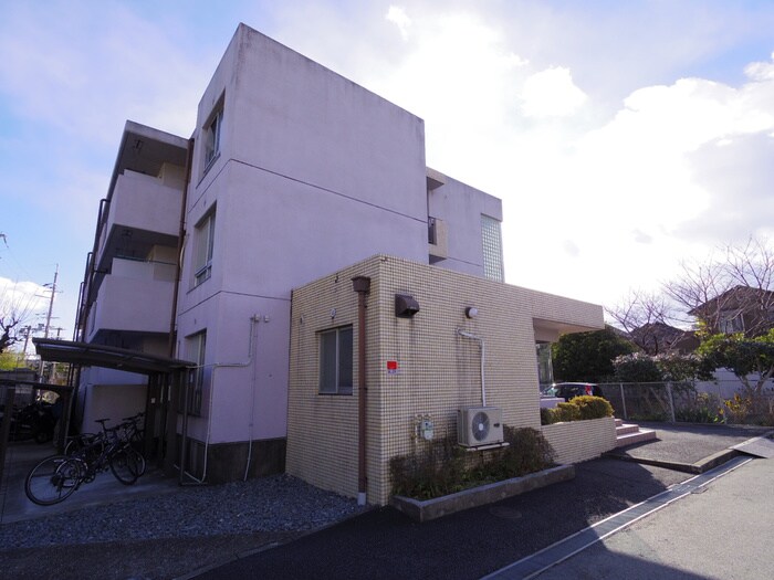 物件外観写真3　(外観写真)