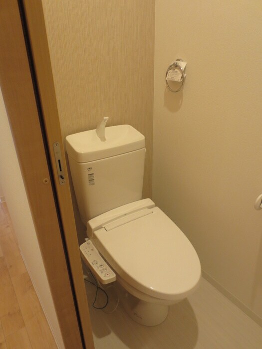 物件内観写真12　(トイレ)