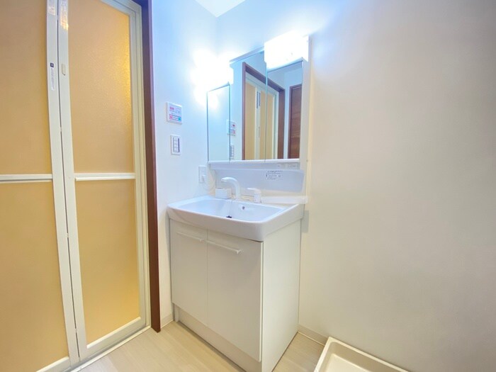 物件内観写真13　(洗面)