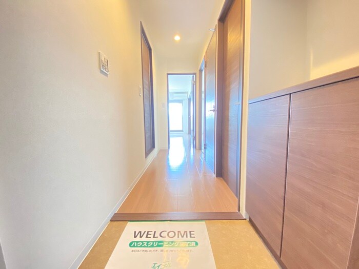 物件内観写真16　(廊下)