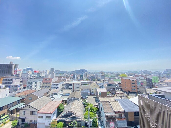 物件内観写真18　(室内からの展望)