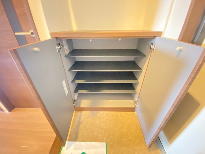 物件内観写真20　(靴箱)