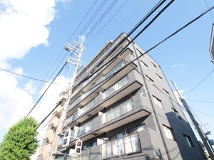 ウエストリバー外観写真