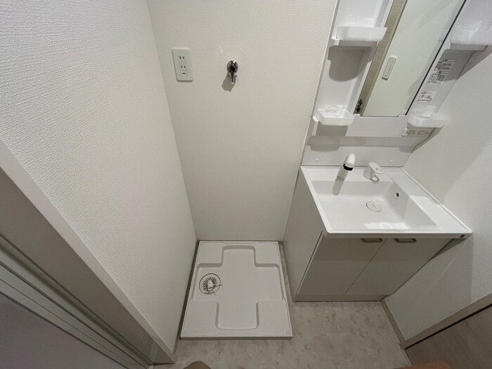 物件内観写真18　(洗濯機置場)