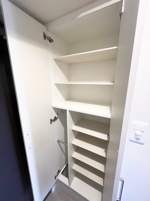 物件内観写真16　(靴箱)