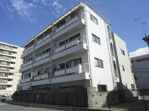 ラプティメゾン公園東外観写真