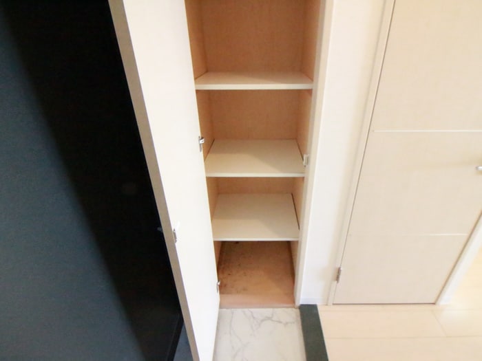 物件内観写真18　(収納)