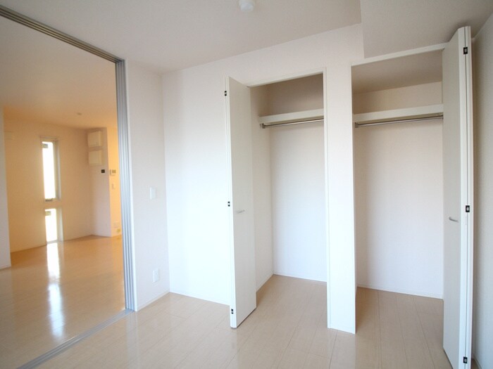 物件内観写真13　(収納)