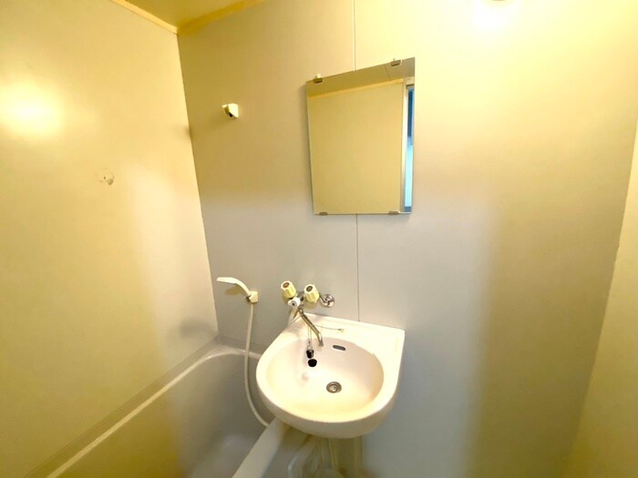 物件内観写真13　(洗面)