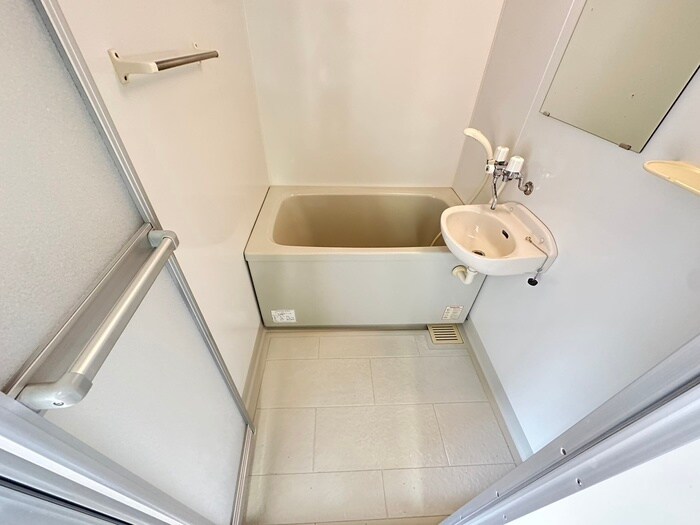 バス／シャワールーム等