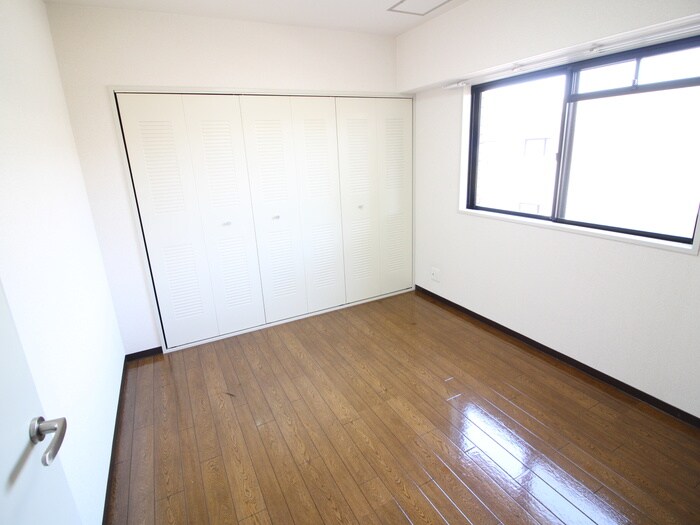 物件内観写真15　(居室)
