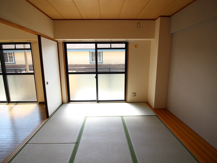 物件内観写真19　(居室)