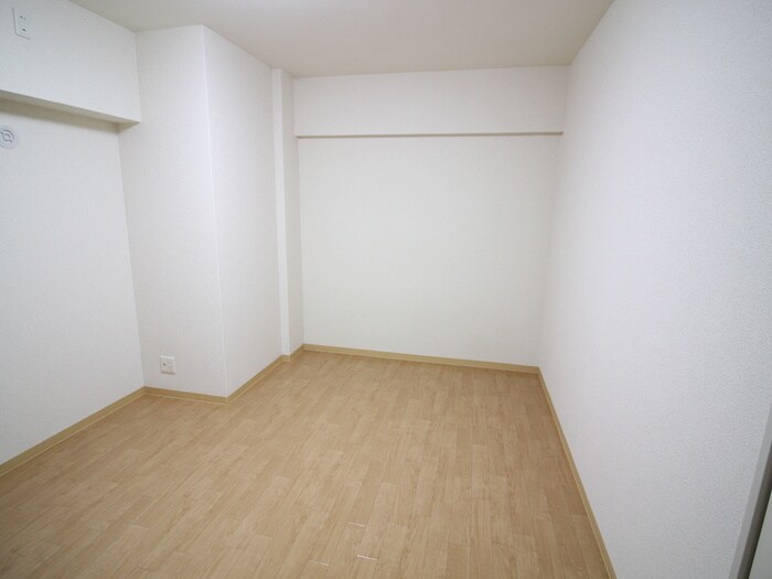 物件内観写真22　(居室)