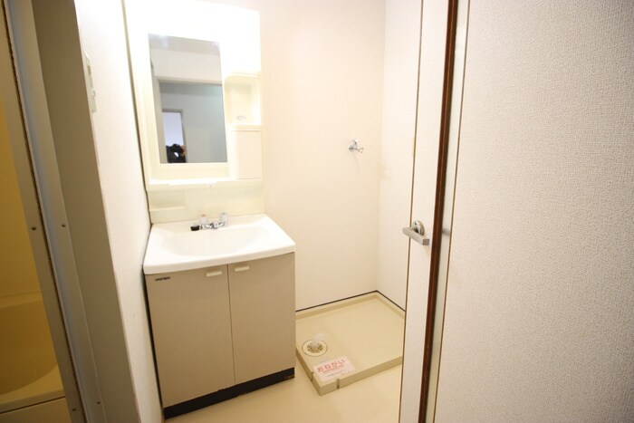 物件内観写真11　(洗面)