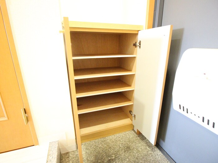 物件内観写真17　(靴箱)